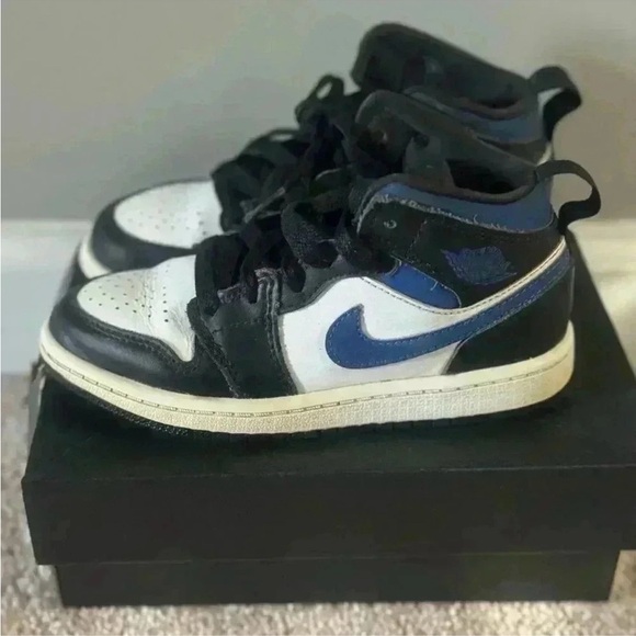 Nike Air Jordan Mid Sneakers - Black, White, Blue - Picture 5 of 7
